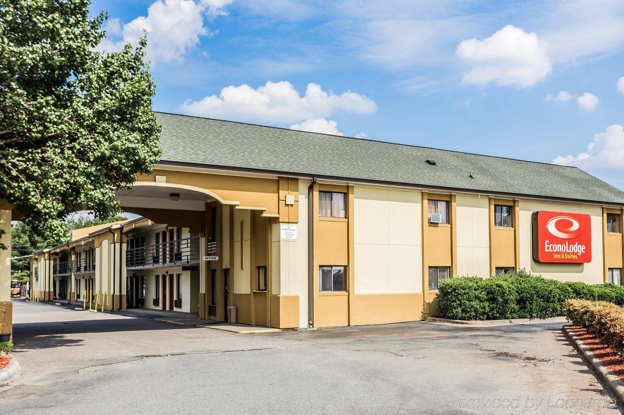 Econo Lodge Inn & Suites Matthews - Charlotte Exterior photo